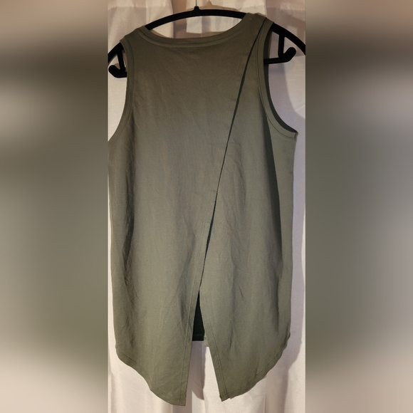 * Halston NWOT Khaki sleeveless open back high low - Picture 2 of 3